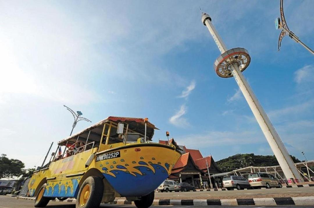 Great Atlantis Homestay Melaka Bagian luar foto